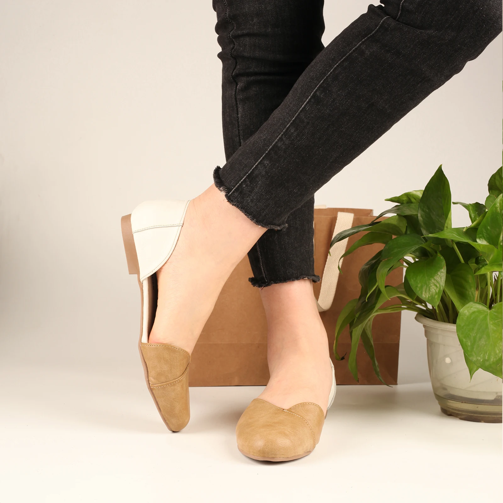 New Arrival Slides Footwear Cute Fashion Transparent Jelly LadyShoes 2022 Summer Sandals