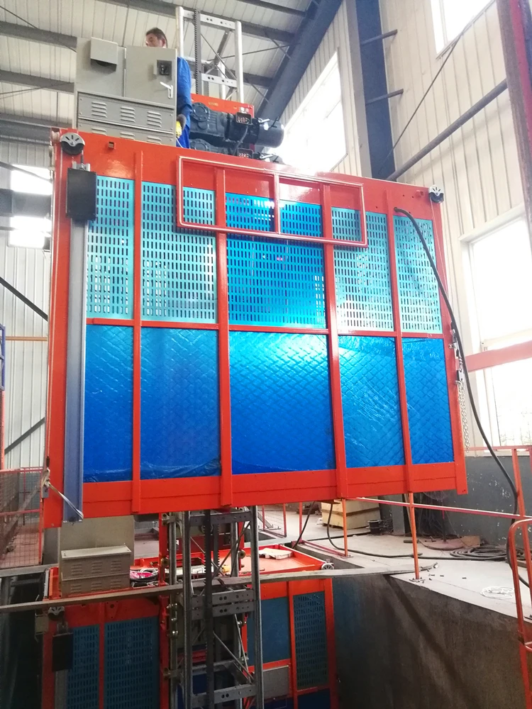 Electric Construction Lift Builders Elevator for Cargo and Personnel with Core Motor Gear Gearbox Components