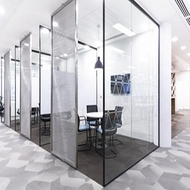 China kunxing glass factory  6mm smart switching glass Large-scale projection screens Jewelry shop in Bangladesh