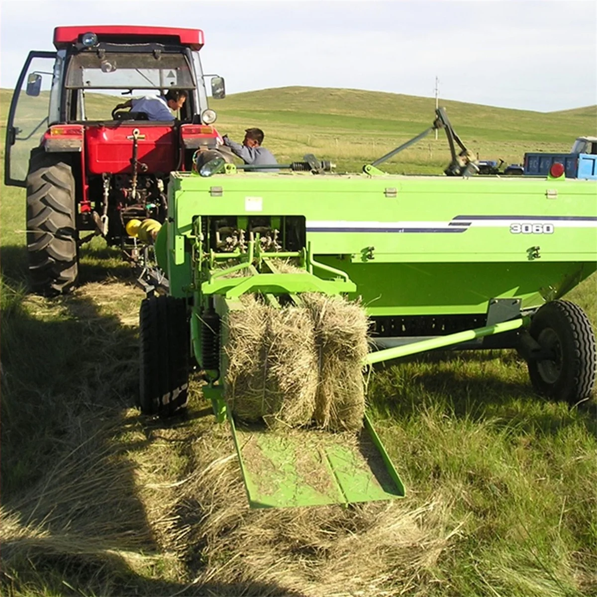 THB1060 Square Hay Baler