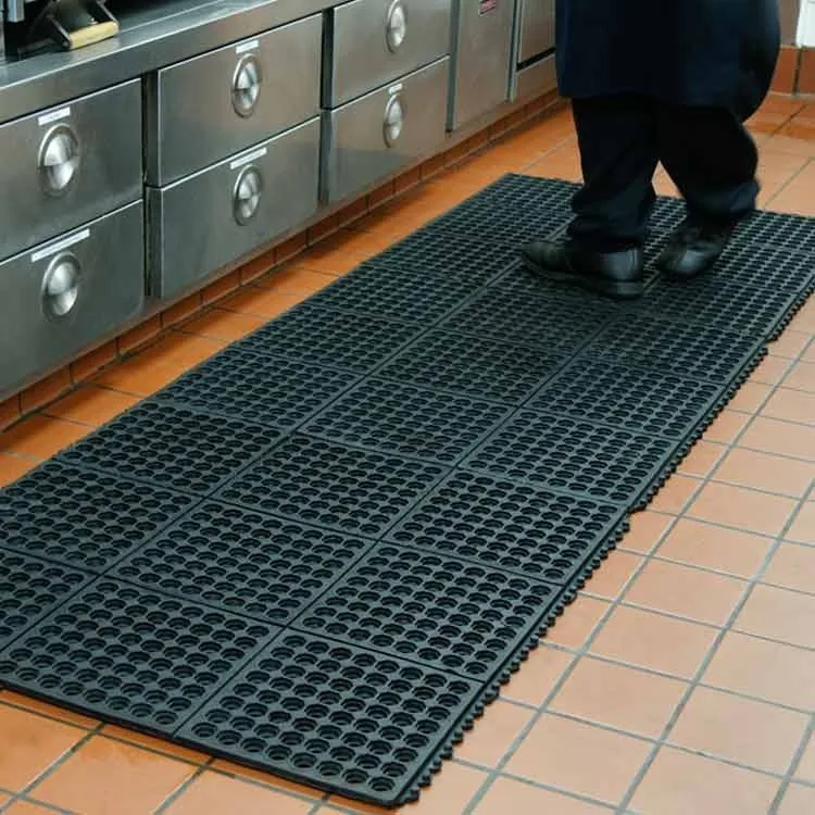 Rubber Mat Drainage Holes Cafe, Bar Wash Area Rubber interlocking Mats