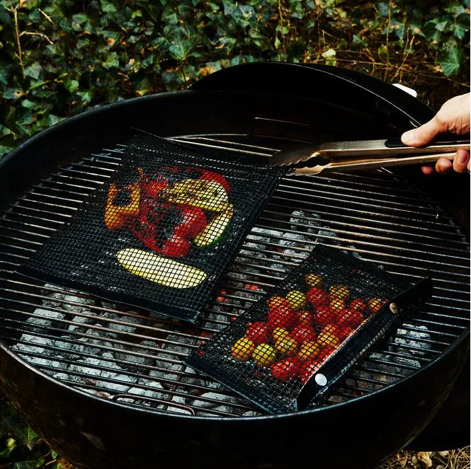 Professional Food Grade Outdoor Barbecue Grill Bags Non Stick Bbq Mesh Grill Bags Grade Fiberglass Coated Mesh Grilling Tool