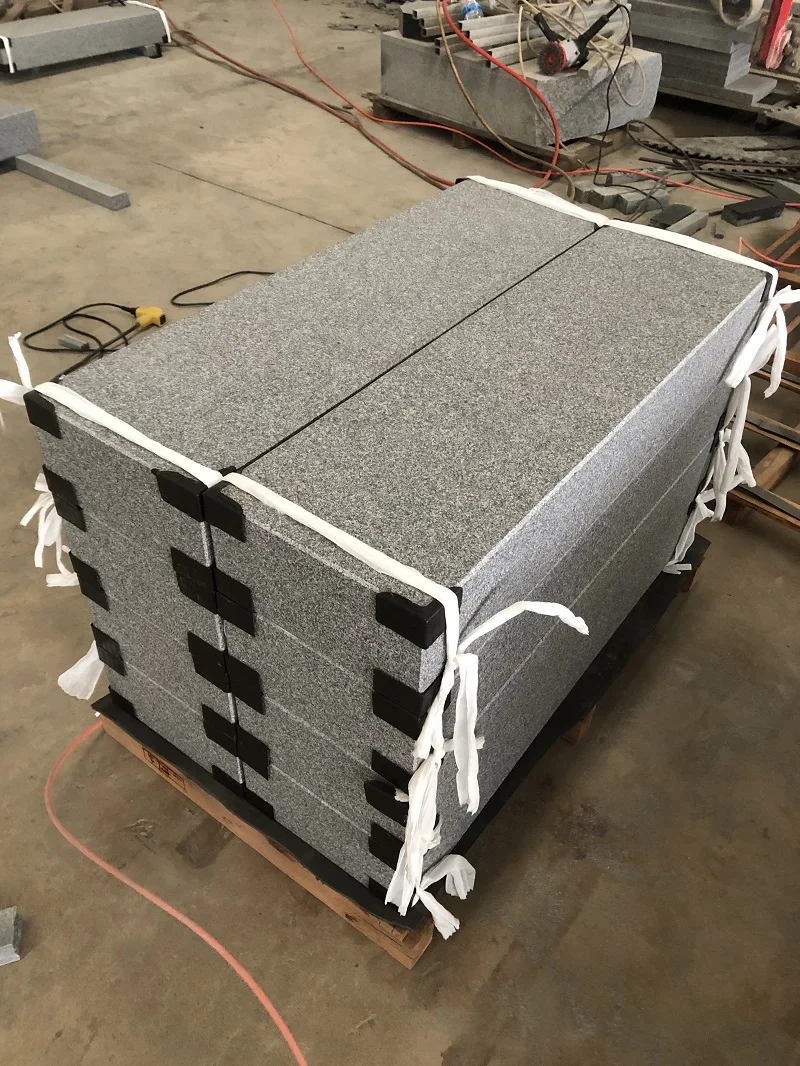 Modern Garden Outdoor Grey Granite Cambodia G654 Stone Standard Kerbstone Size Curbstone Types For Sale