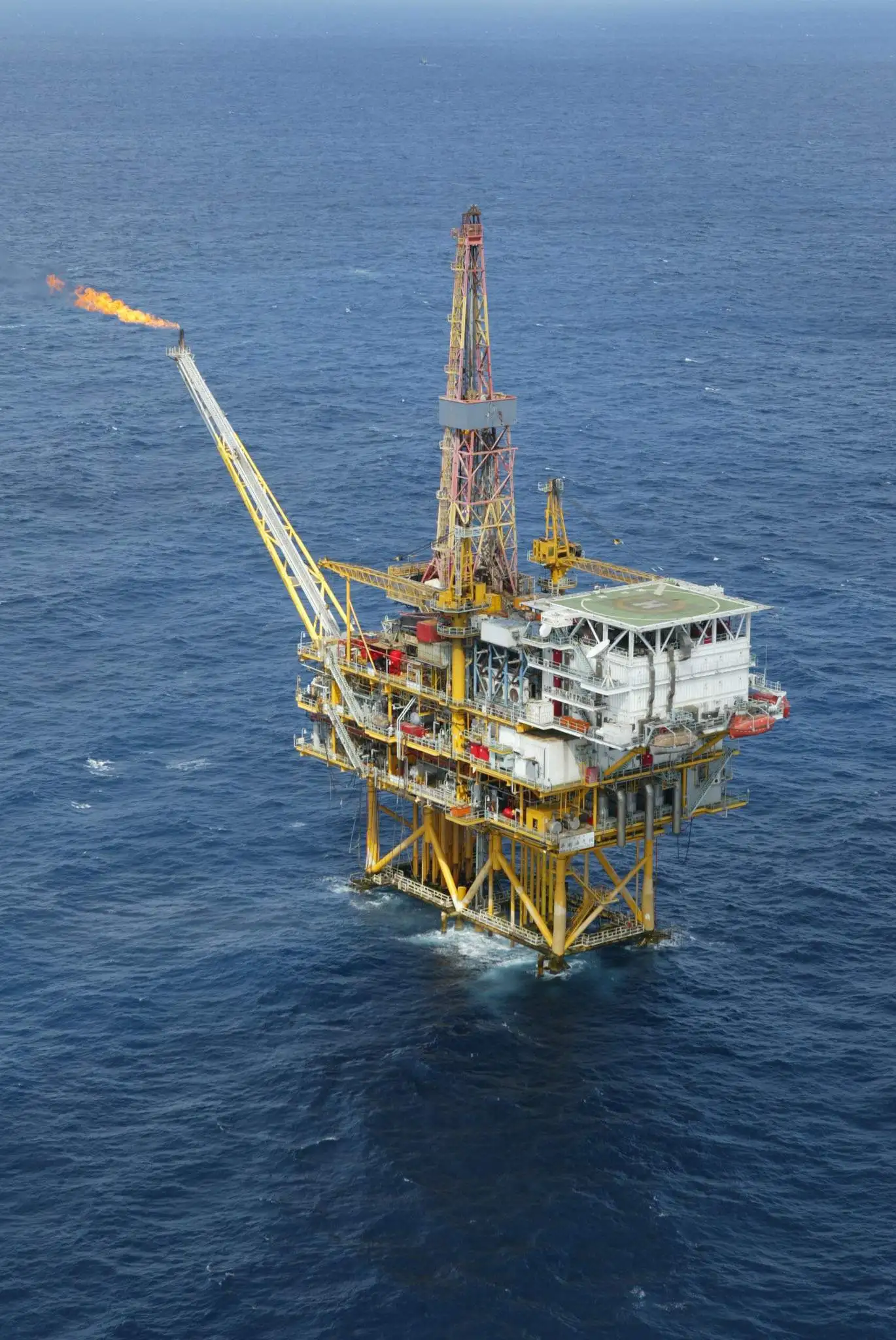 RG API буровая установка для нефтяных и газовых скважин