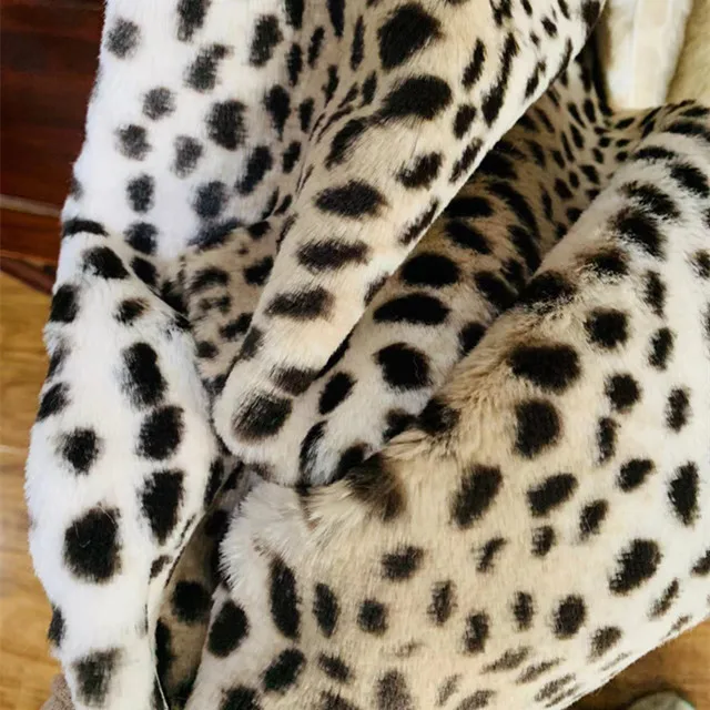 Soft plush fabric artificial fur 100% polyester 650g rabbit hair leopard dot print for toy pillow