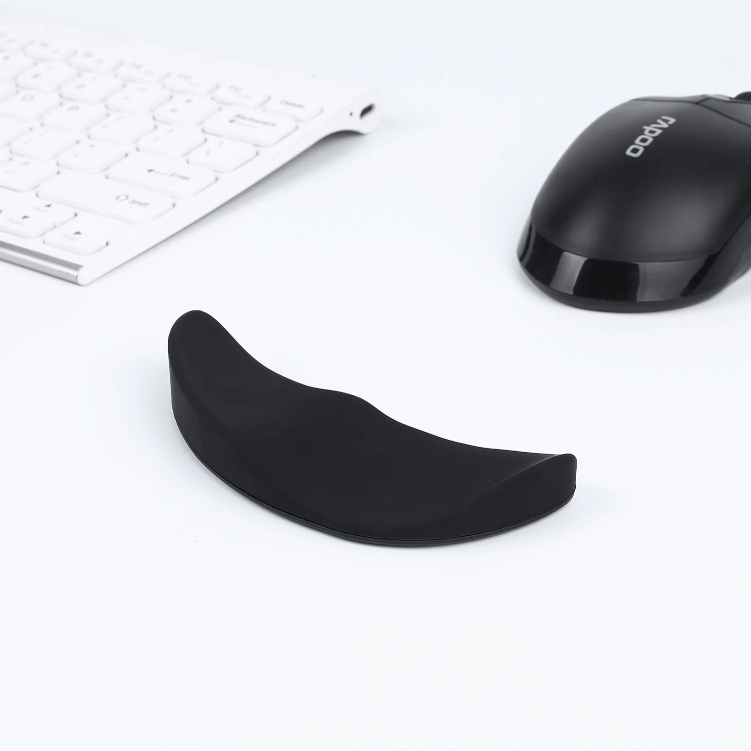 Portable Palm Pad Compact and Ergonomic Design for Gaming and Office Comfort Mouse Wrist Rest