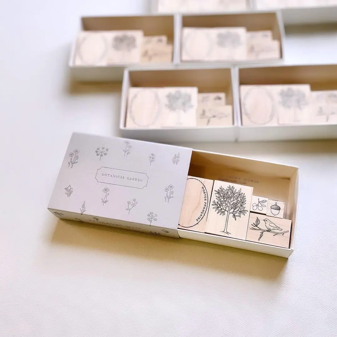 Custom lift-off  Black Paper Folding Box Gift Package Box Perfume Top Lid and Bottom Box