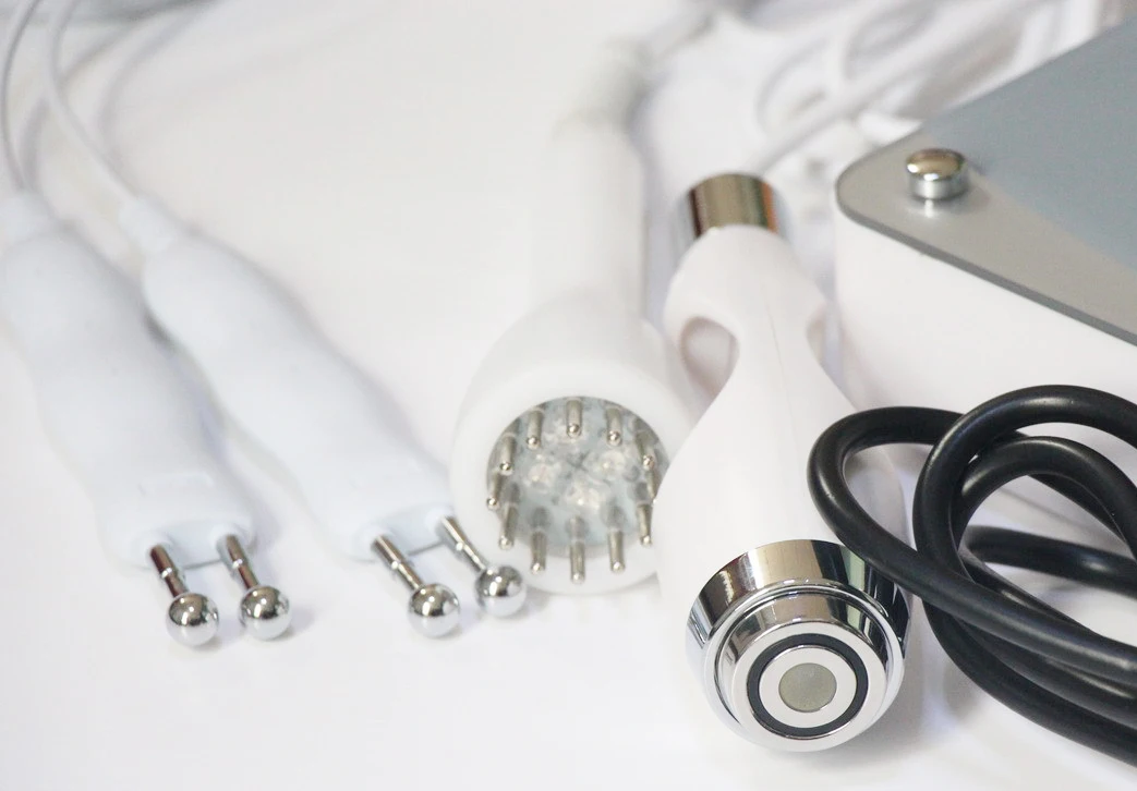 AU-T01 2017 New Portable Needle Free Mesotherapy for Skin Rejuvenation Mesoporation RF Skin Lift Electroporation