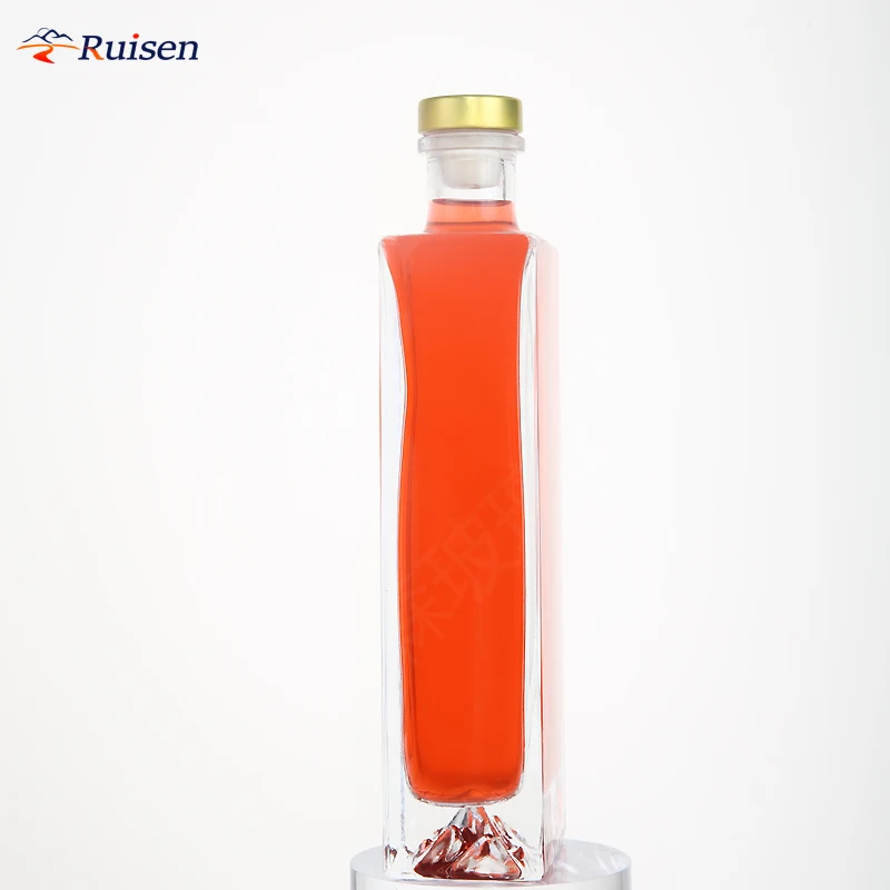 Factory Customized 500ml clear square Empty Glass Wine Bottle Liquor Spirits Bottles for Vodka Whiskey Alcohol Drinking