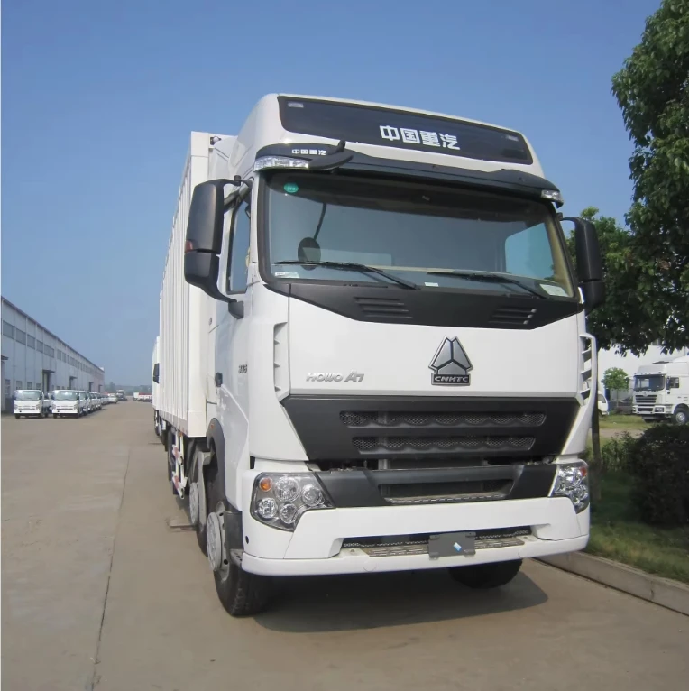 Used Sinotruck Howo 8X4  Van Cargo Truck Used Box Van Container Cargo Truck For Sale