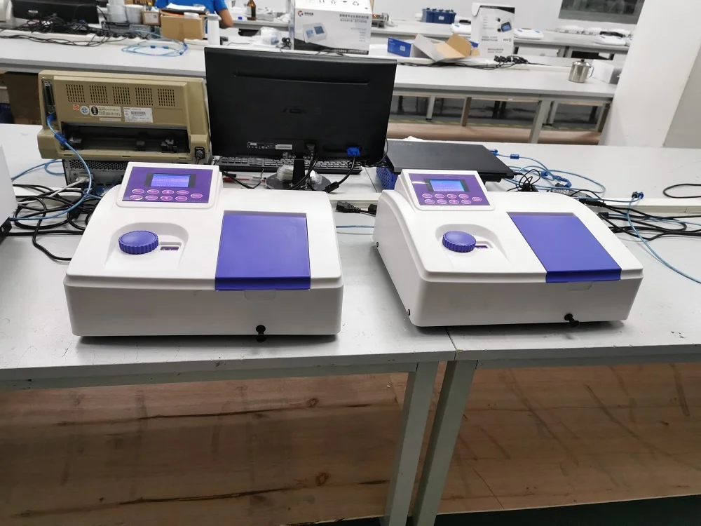 V1200 Lab Cheap Digital Laboratory Price Visible Spectrophotometer China Manufacturer