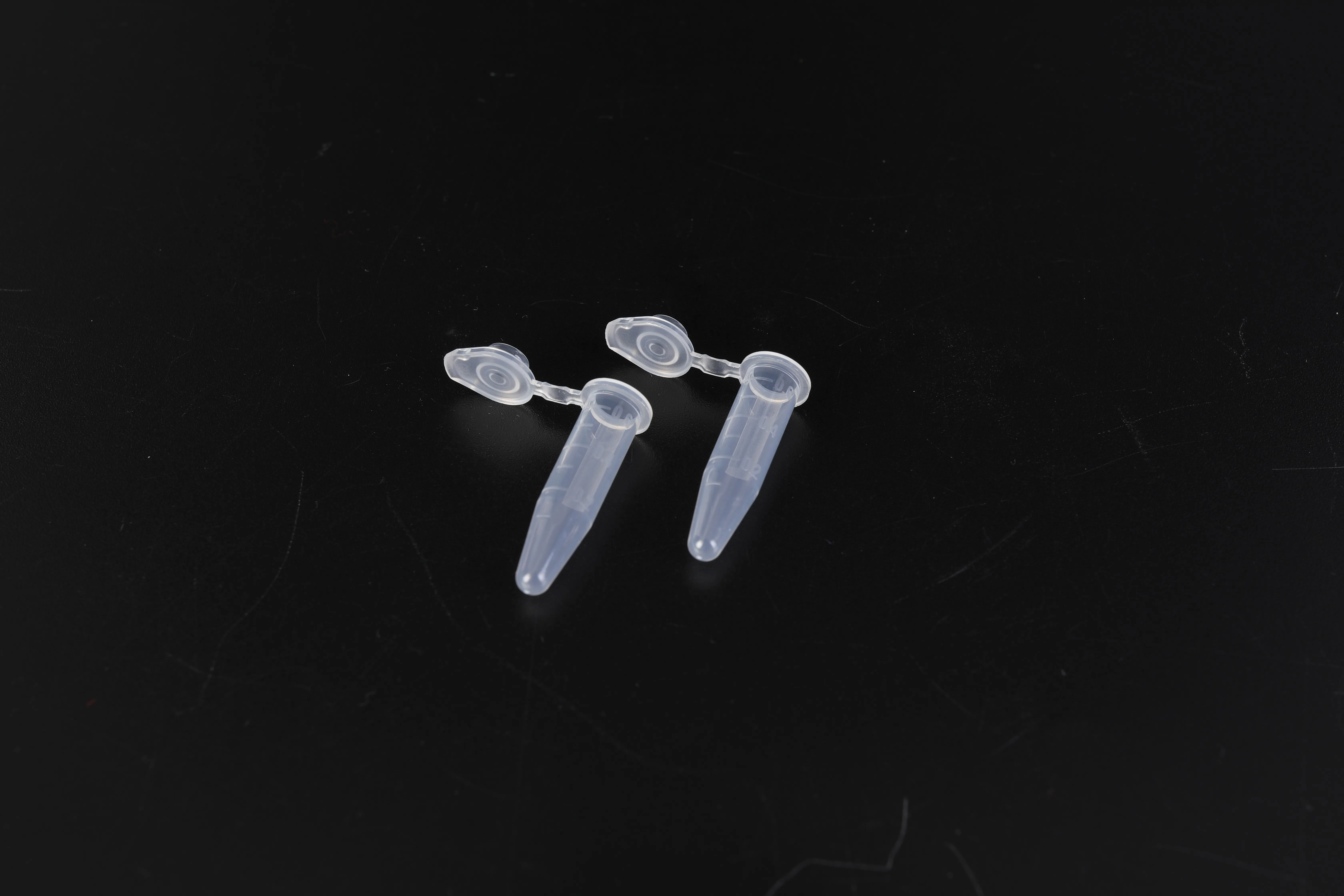 Sterile Microcentrifuge Tubes 0.5ml  Conical Bottom Lab Centrifugal Tube for lab use