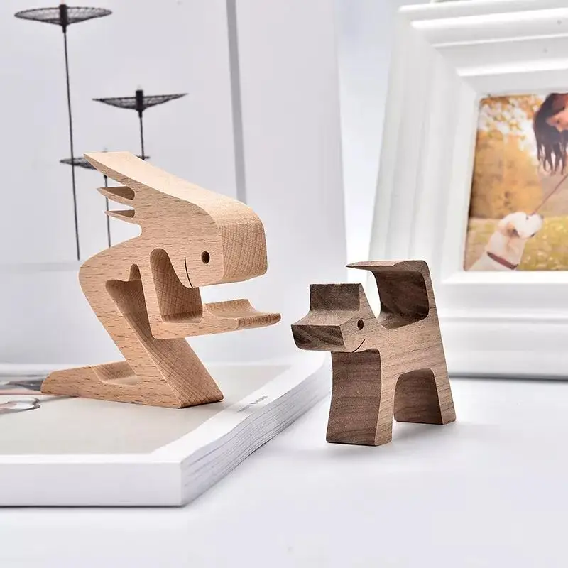 Unique Hot Selling Gift Handmade Carving Wooden Pet Wooden Carving Desktop Decoration Carving Wooden Decorative Gift