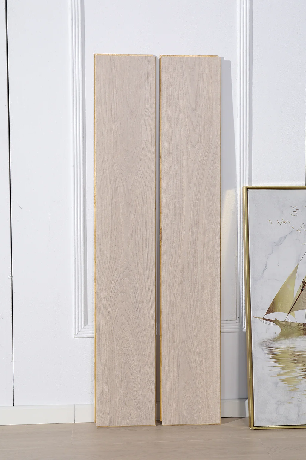 New technology three-layers Varying Length Oak Plank Smooth Oak Hardwood Flooring HPL Engineered Flooring