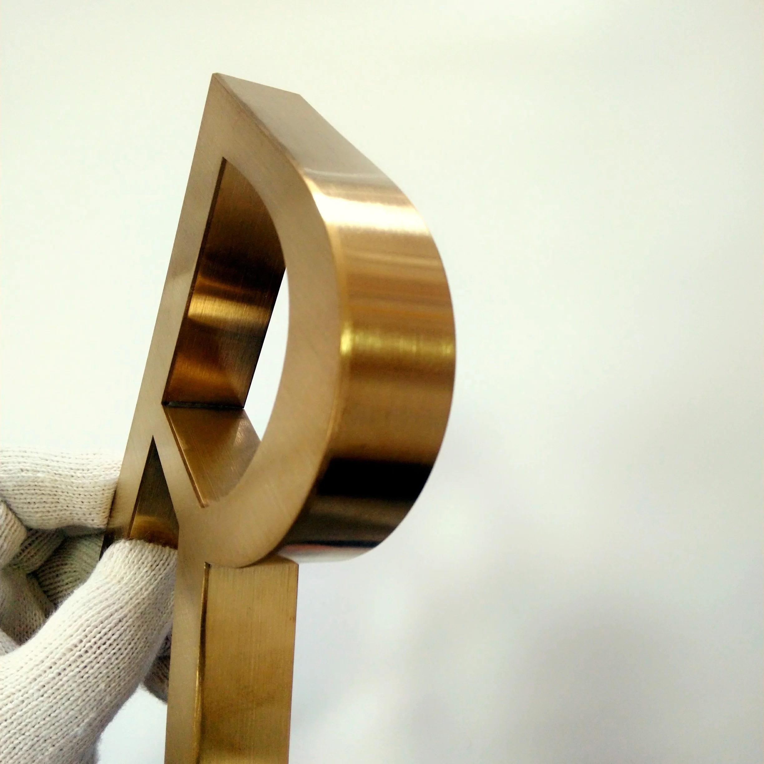 indoor rooms sign board english letters golden channel letter metal letter led logo channel sign modul building