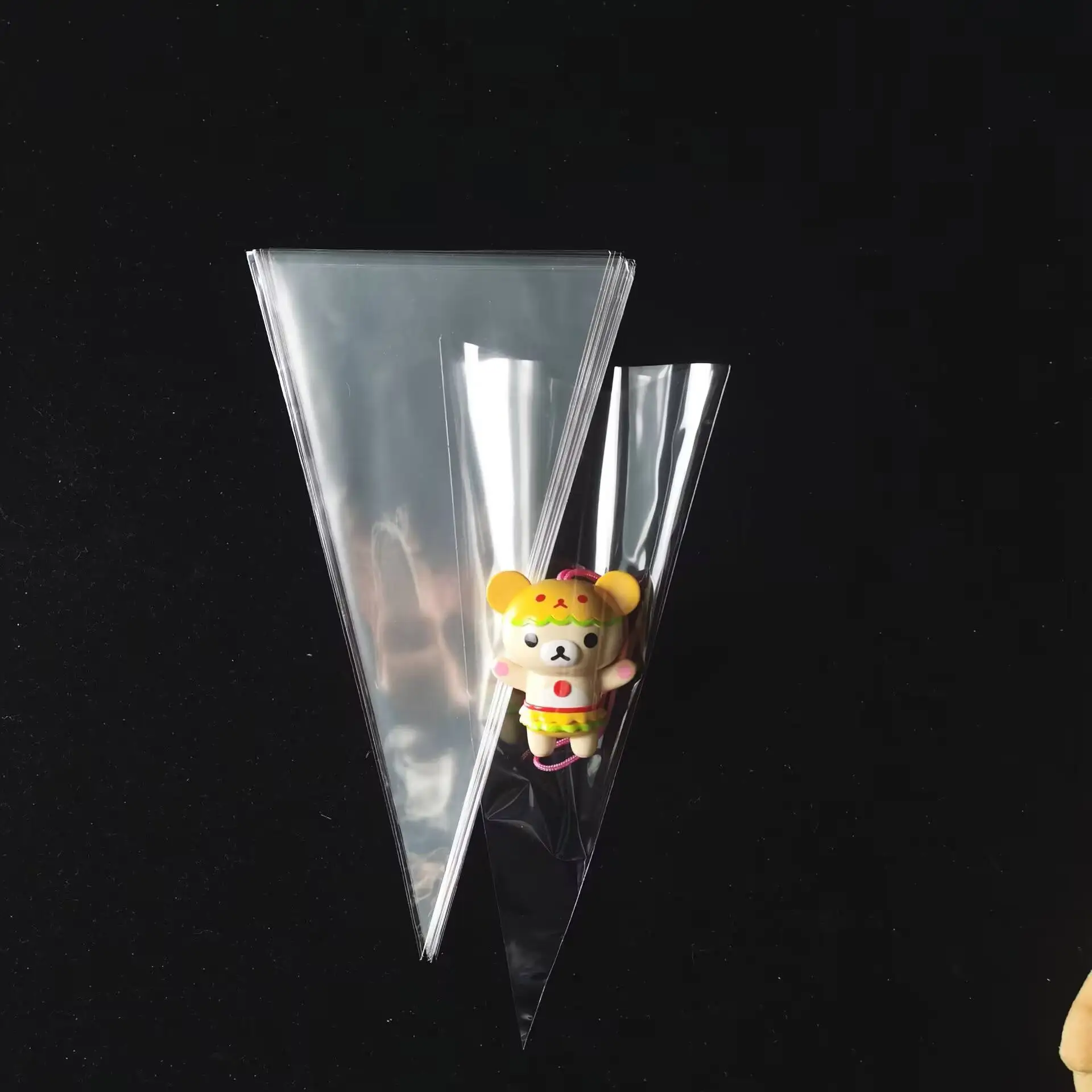 Custom Food Grade Triangle Cone Shaped Dessert Baking Plastic Bag Sweets Cake Cream Icing Popcorn Pastry Piping Bag