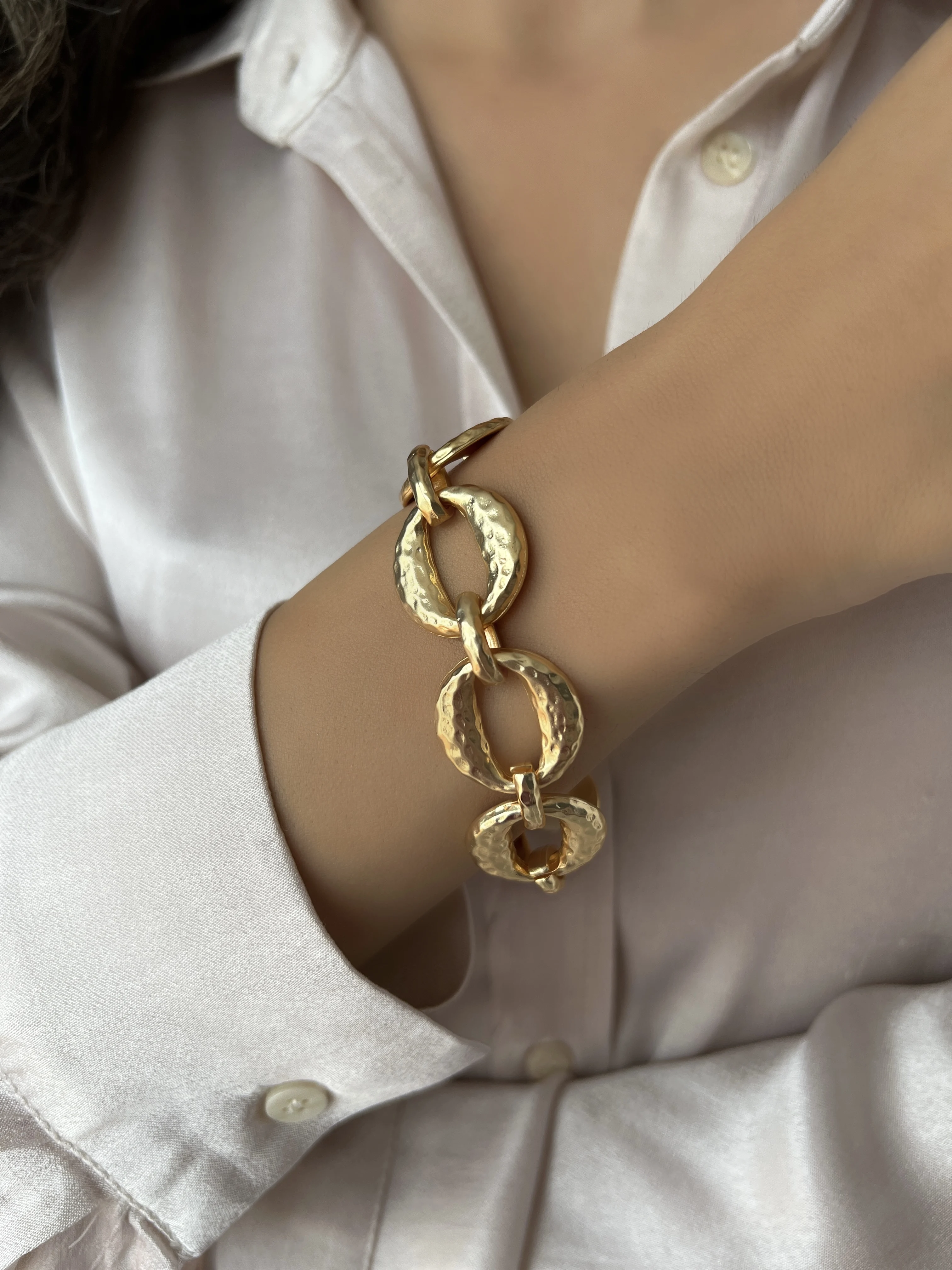 Wholesale Women 8K Gold Link Bracelet    Chain Bracelet for Women  Hammered linl bracelet