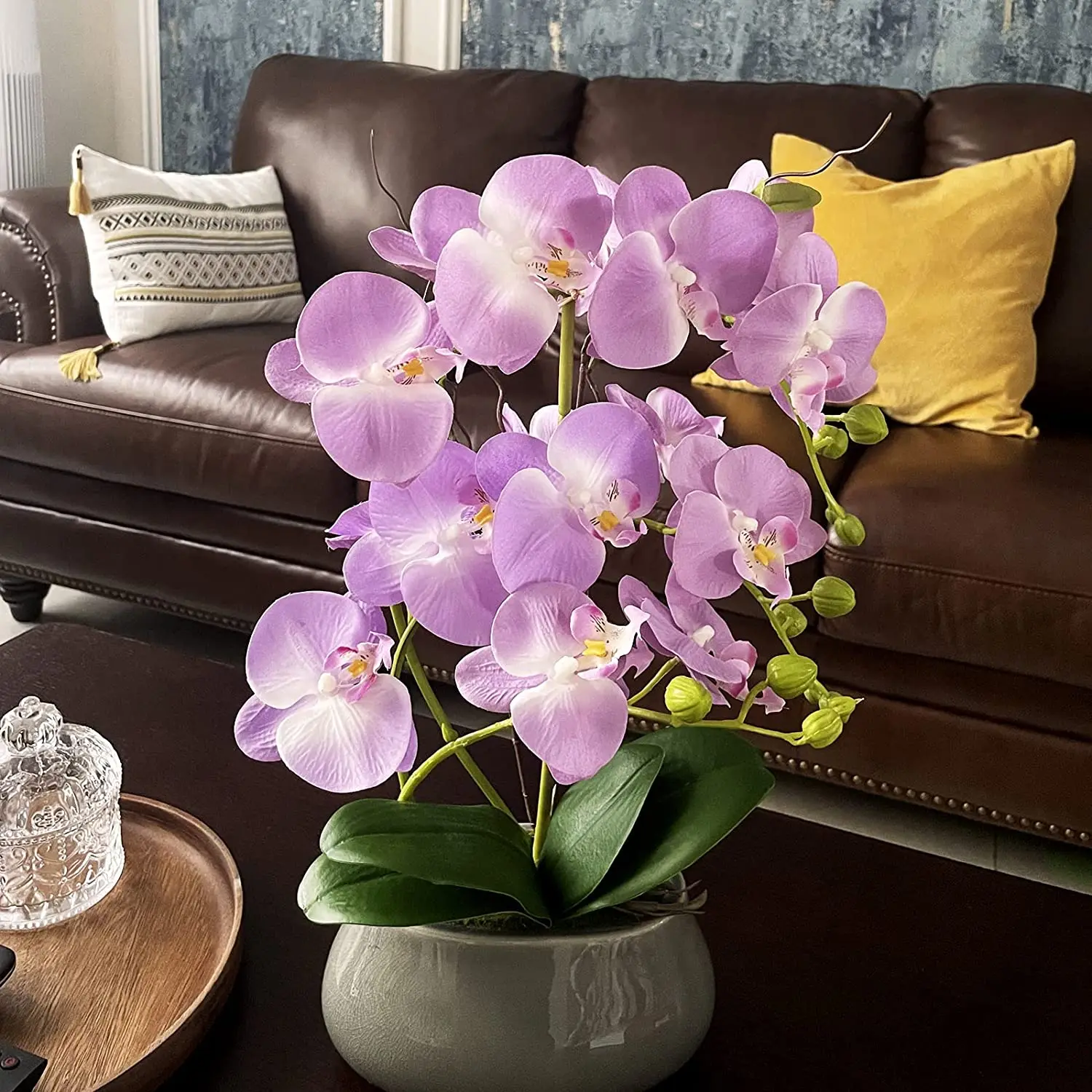 Factory direct customized artificial flowers phalaenopsis butterfly orchid in glass pot arrangement for home dec