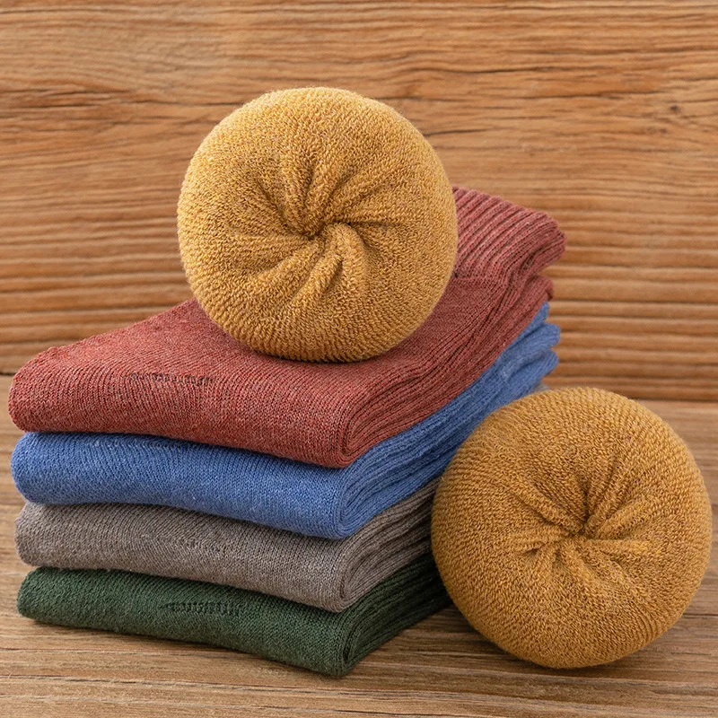 Winter thick cotton thermal fuzzy plain sock crew accept custom design logo on socks