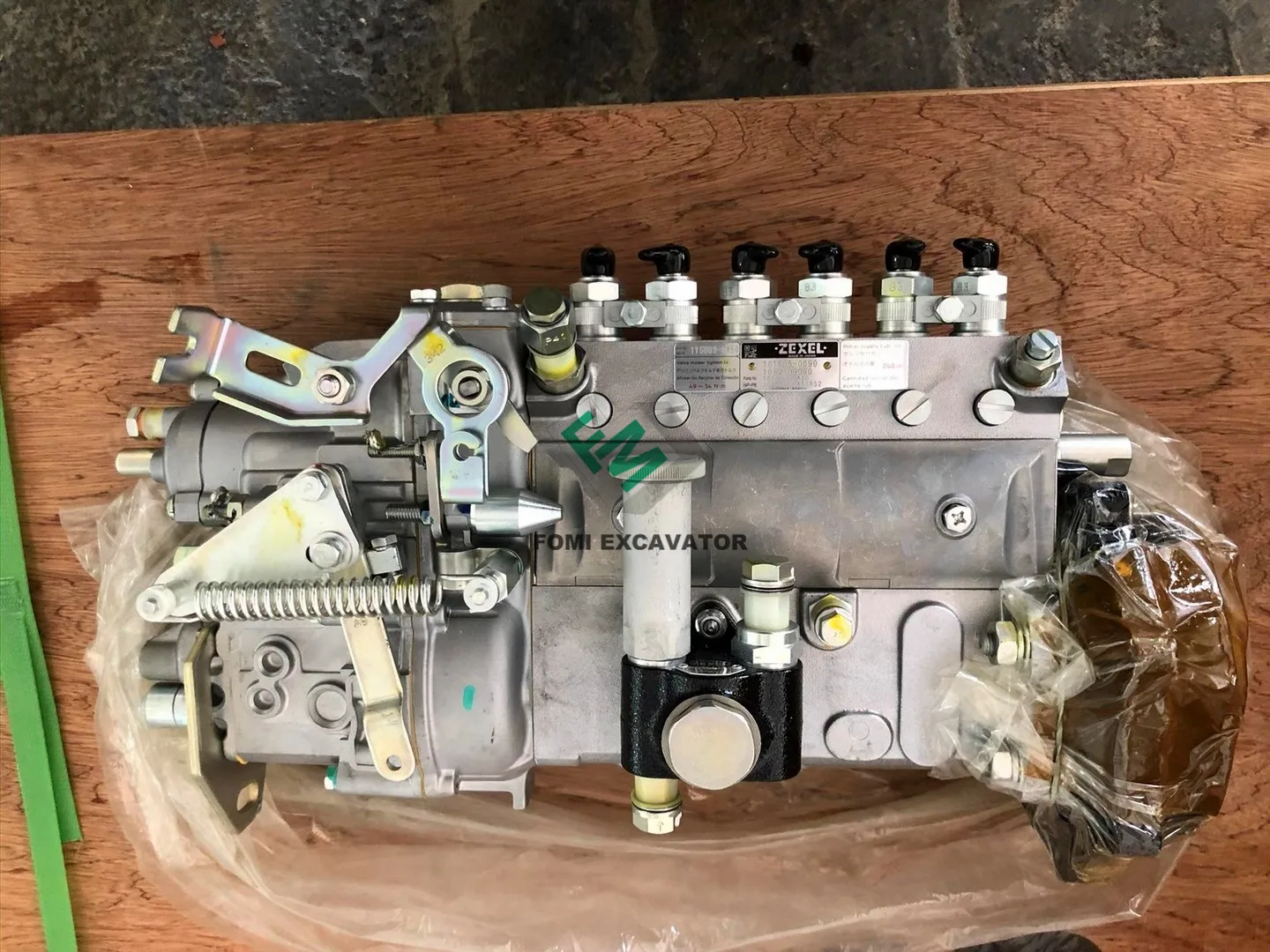 6BG1 6BG1T Fuel Injection pump 8-98175951-0 ZEXEL 115603-3950 898175-9510 For ZX200-5