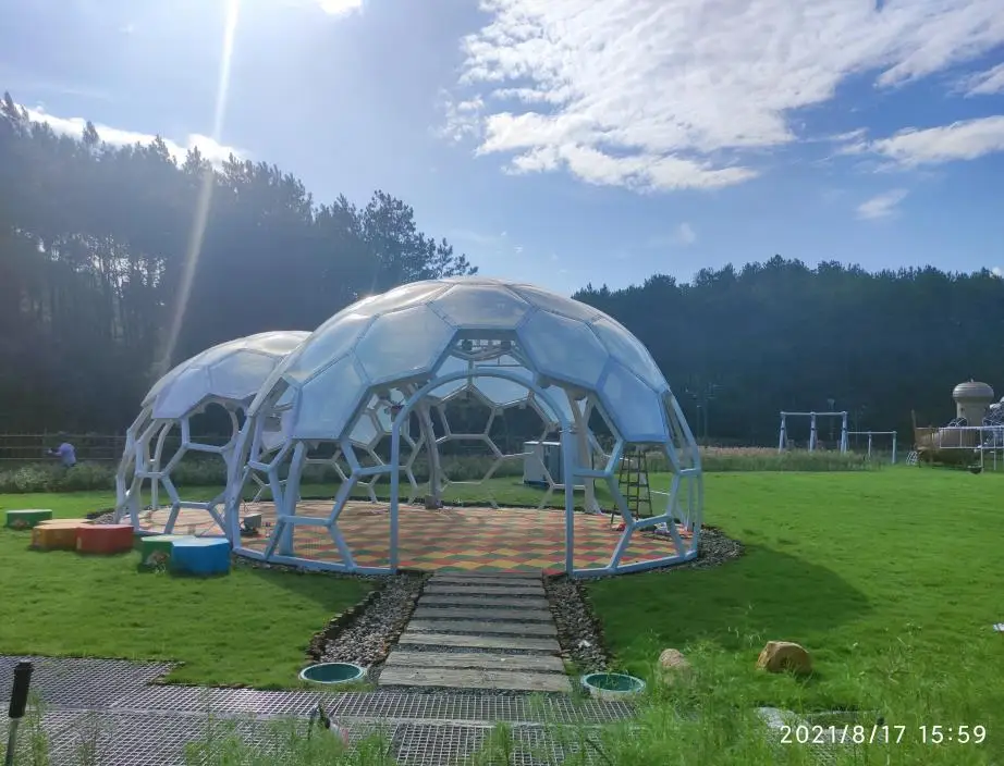 Factory price outdoor transparent waterproof ETFE film greenhouse roof canopy membrane structure material