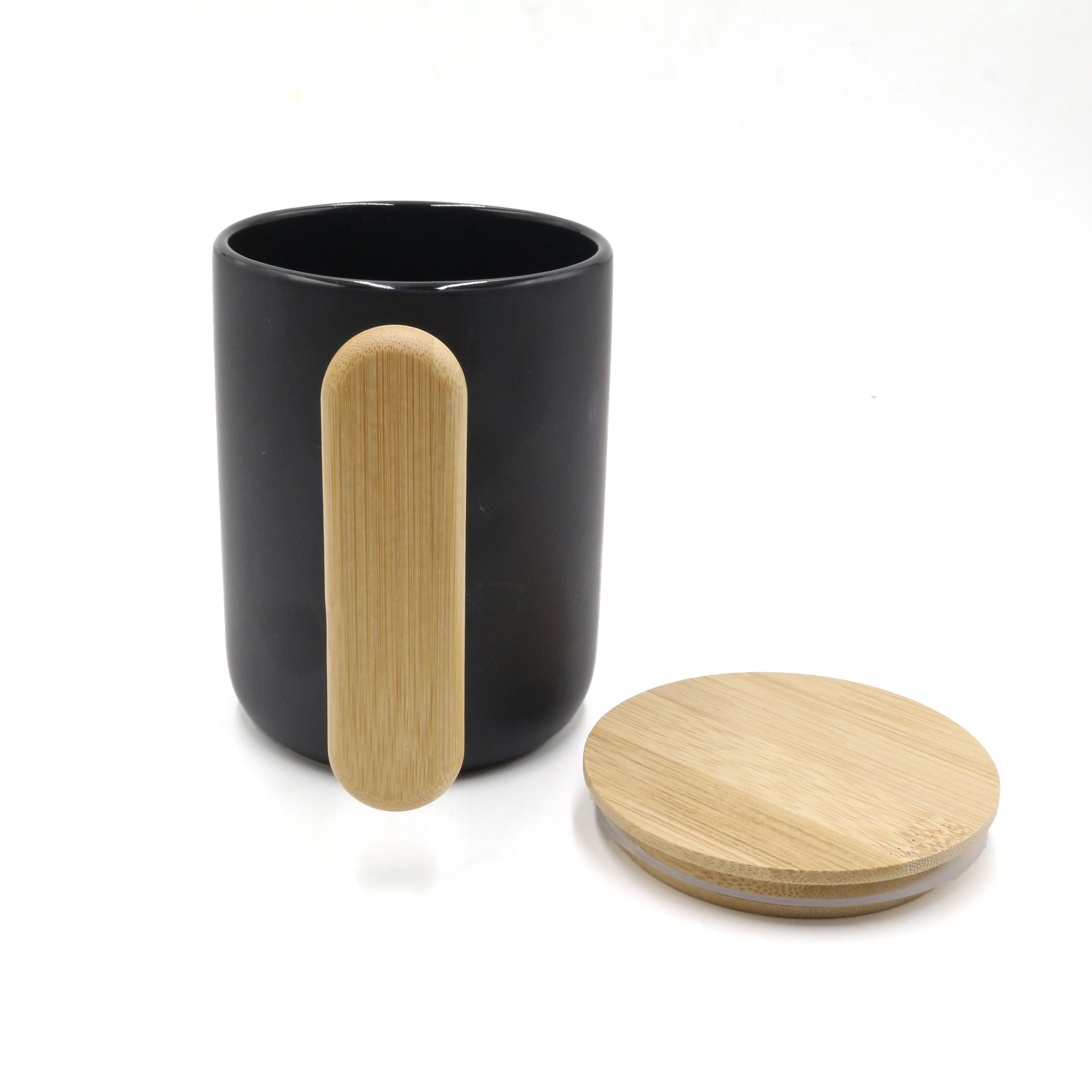 Wholesale Custom Nordic Bamboo Lid Ceramic Cup With Wooden Handle Ceramic Coffee Gift Mug