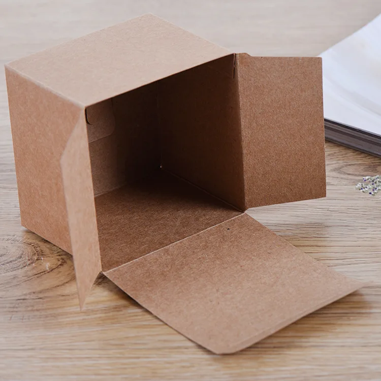 Customized rigid box gold silver foiled  Luxury foldable Magnet gift box