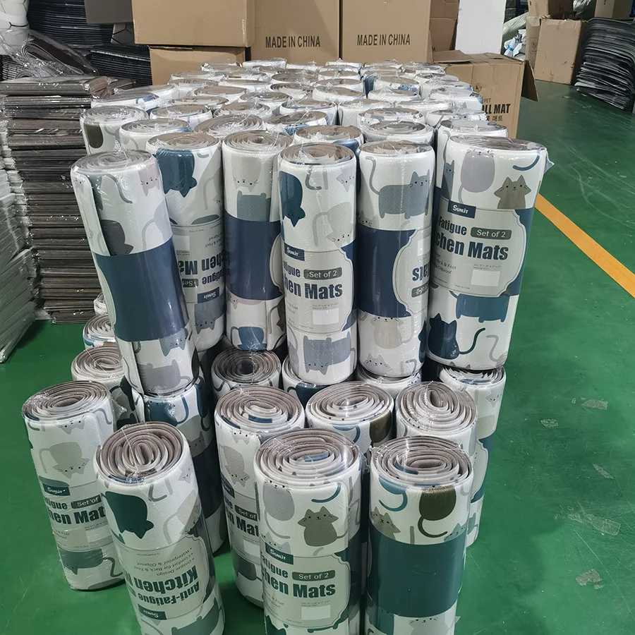 Waterproof and Oil proof PVC floor Mat 0.4 inches thickness Anti fatigue PU rubber backing floor Mat Sink Laundry kitchen Mat