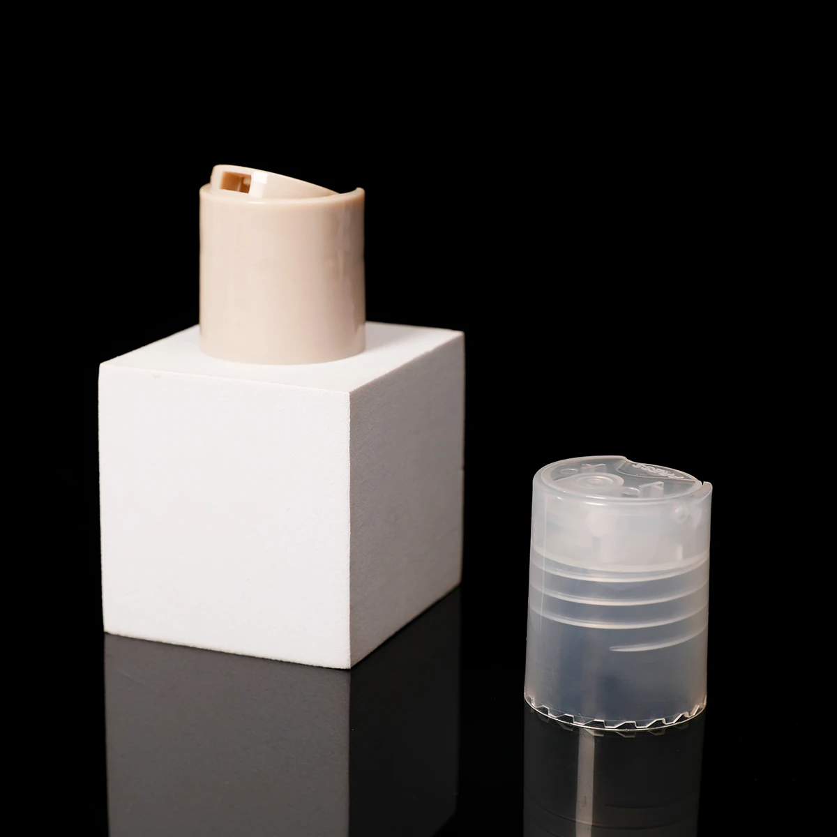 Custom Wholesale Factory Manufacturer Aluminum Plastic Disc Top Cap,24mm Press Cap,plastic press cap 28mm