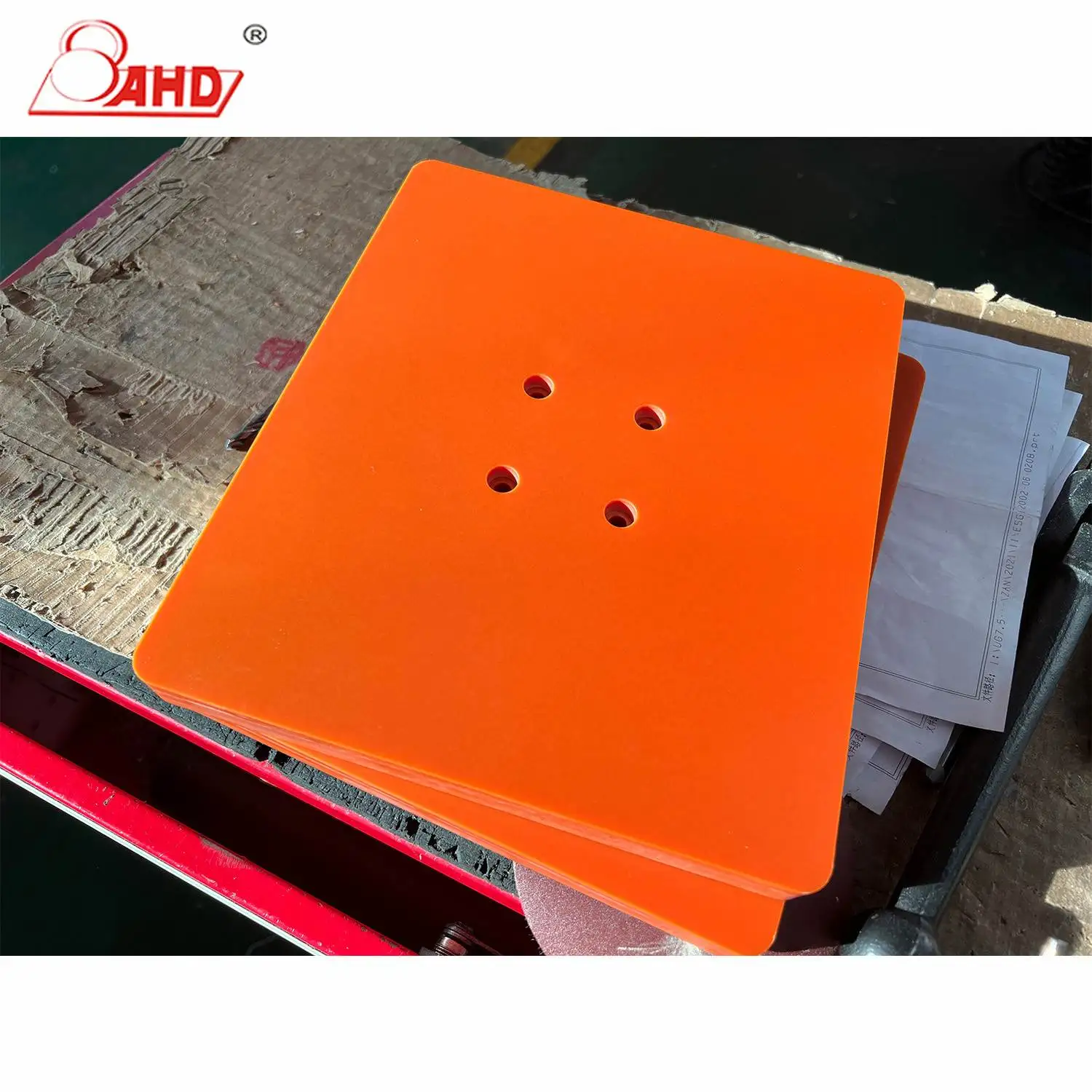 Good abrasion resistance Three-axis machine CNC machining red bakelite plate parts processing
