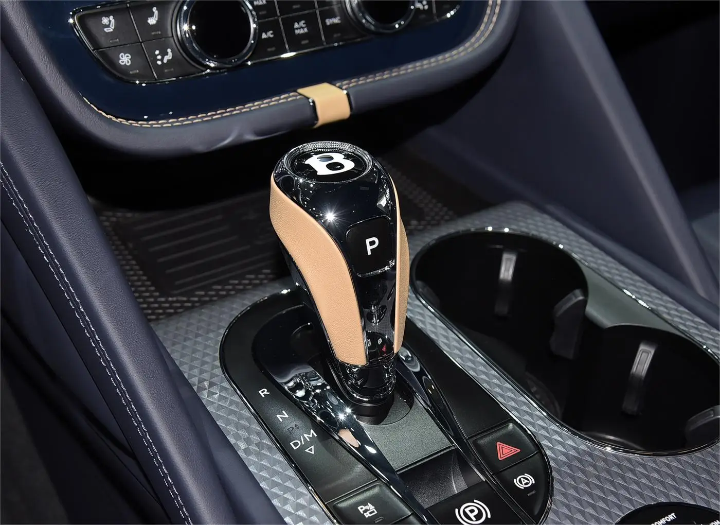 Лидер продаж 2024 BENT-LEY BENTAYGA 4 0 т V8 длинная колесная база серия LWB левый привод роскошный автомобиль