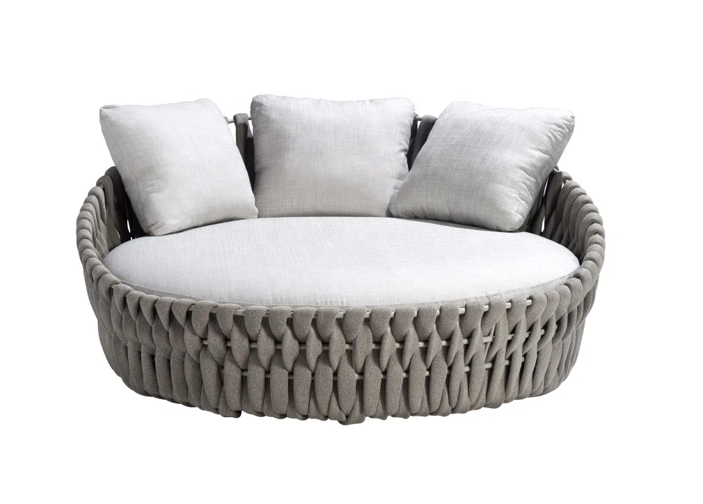 Outdoor rope woven furniture garden sunbed round rattan wicker daybed
