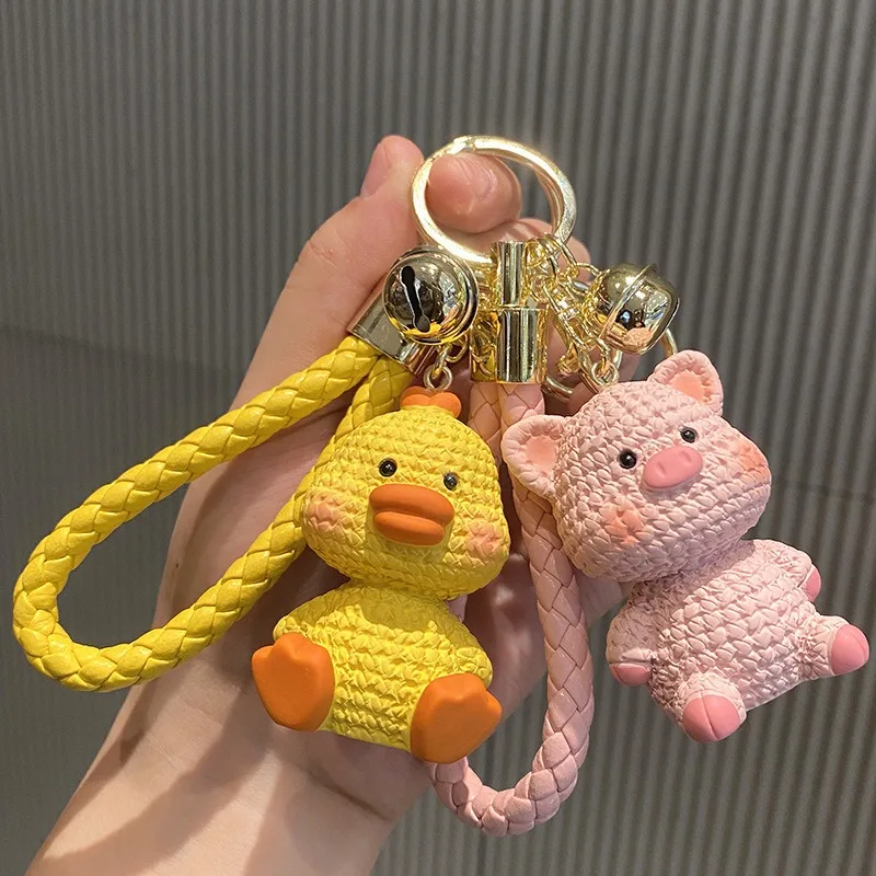 Factory Sale  Small Pig Resin Key Ring Rabbit Resin Pendant For Bag  Dinosaur Key Ring Duck Resin Keychain For Crane Machine