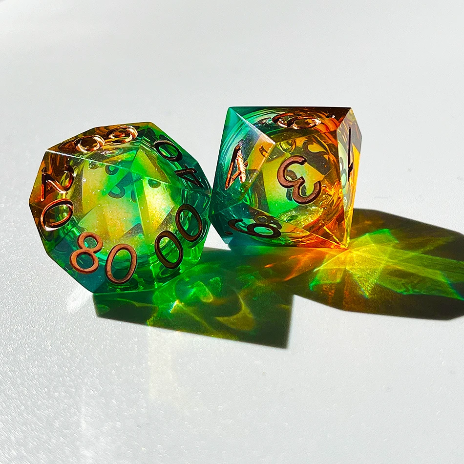 Handmade Green and Yellow Gradient  Resin New Style Sharp Liquid Core Factory Dnd Game Dice Set