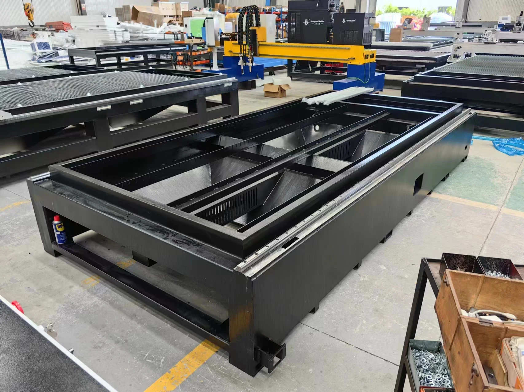 6000W Automatic CNC Metal Laser Cutting Spare Parts 3000w Aluminum Steel Fiber Laser Cutting Machine