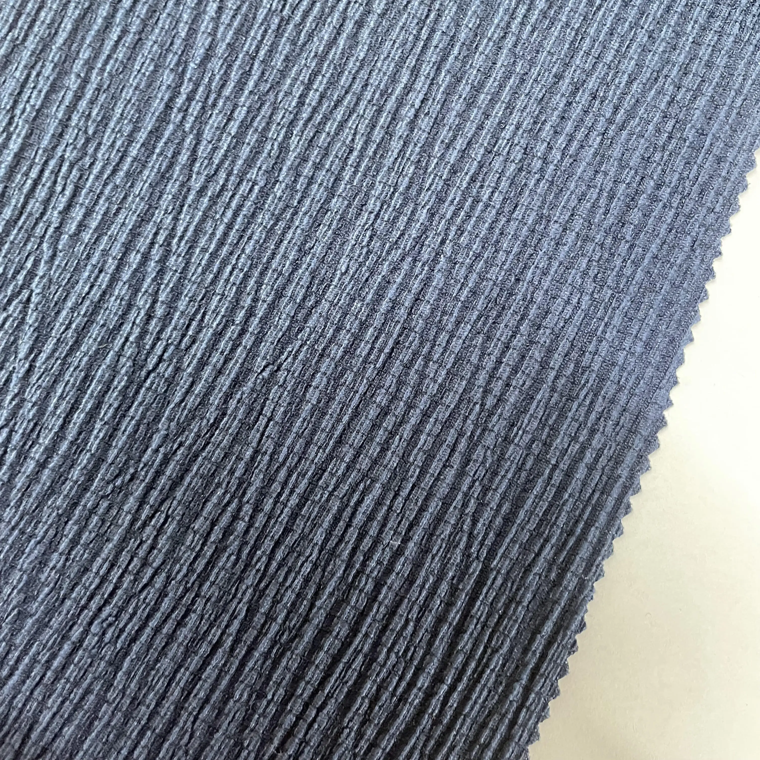 Multi-color fashion knitted 125gsm weave wrinkle textured fabric plain dyed polyester crepe fabric