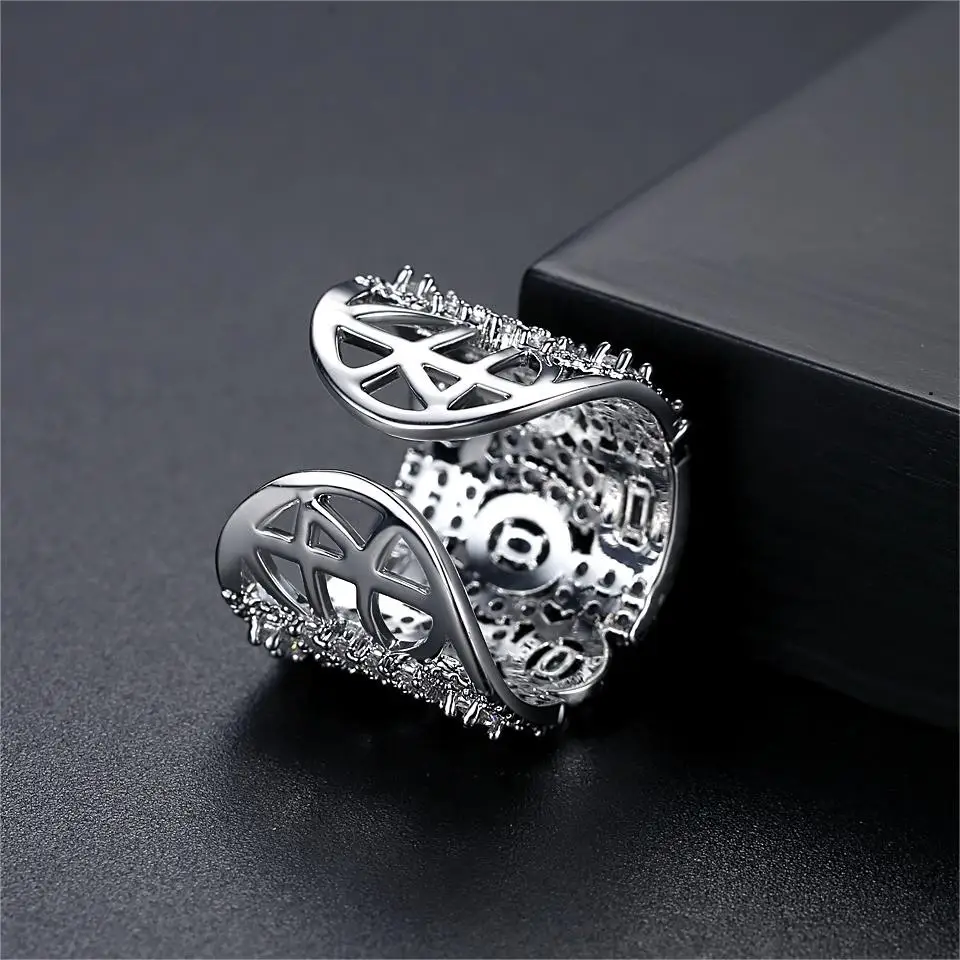 Fashionable Most Popular 18K Brass Elegant Engagement Platinum Plated Boho Style Zircon Ring Hollow Geometric Open Pattern Ring