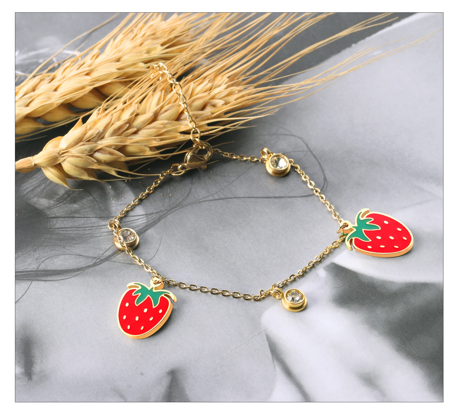 
Women Bracelet Jewelry Type Strawberry Pendant Bangle For Girls Cheap Price Stainless Steel Charm Bangles 