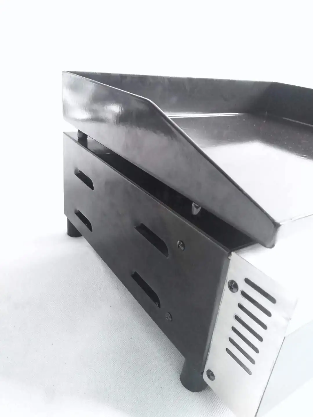 Gas Grill 24-Inch 1-Burner Portable Table Top Gas Grill Griddle 25,500 BTUs Tabletop Griddle