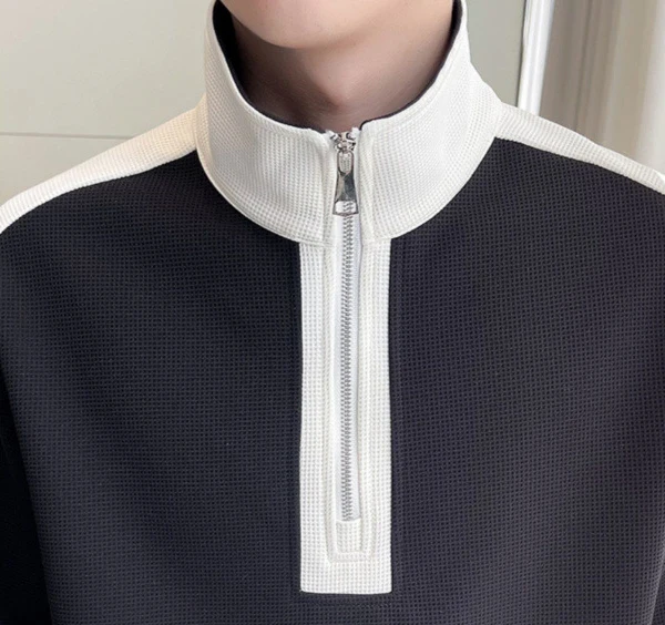 Fall color patchwork half-zip stand-up collar waffle fabric sweatshirt for men