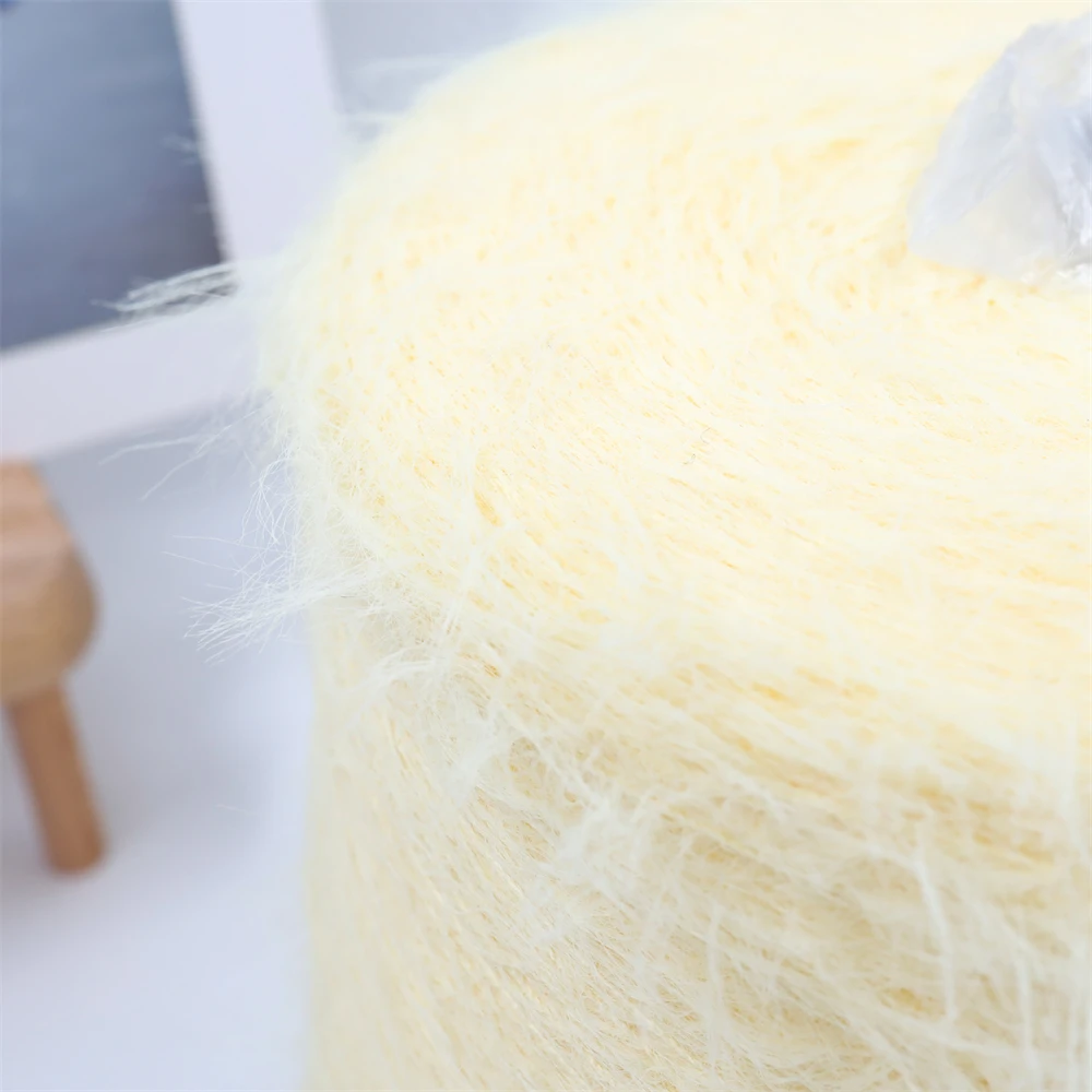 4cm Non-shedding Moisture-free Faux Mink Hair 100% Nylon Fancy Yarn