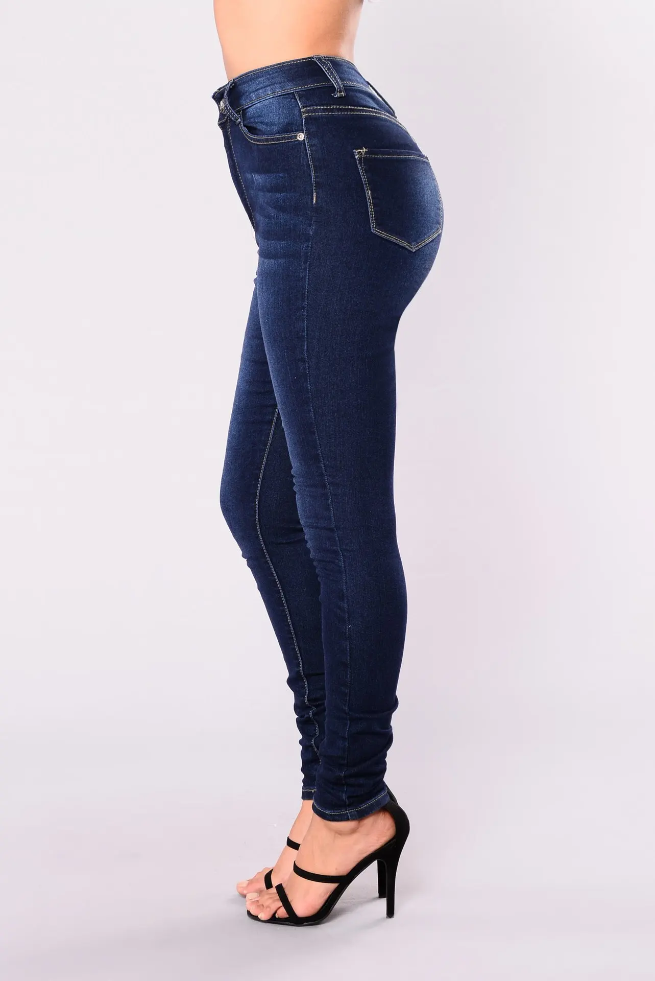 Stretch breeches with buttocks raised  Women Jean