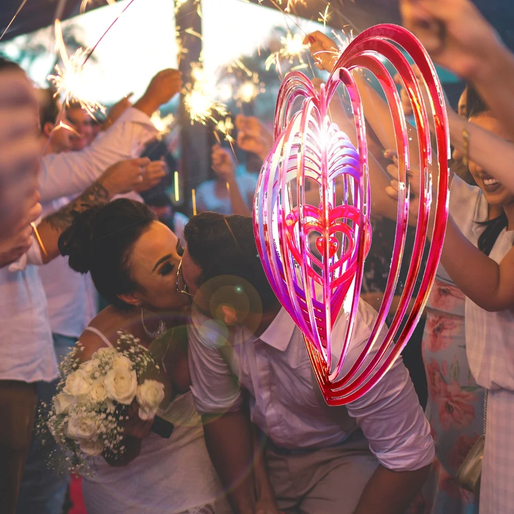 Heart-shaped love Hanging plastic reflective Wind Spinner For Home Garden yard Decoration bird scare