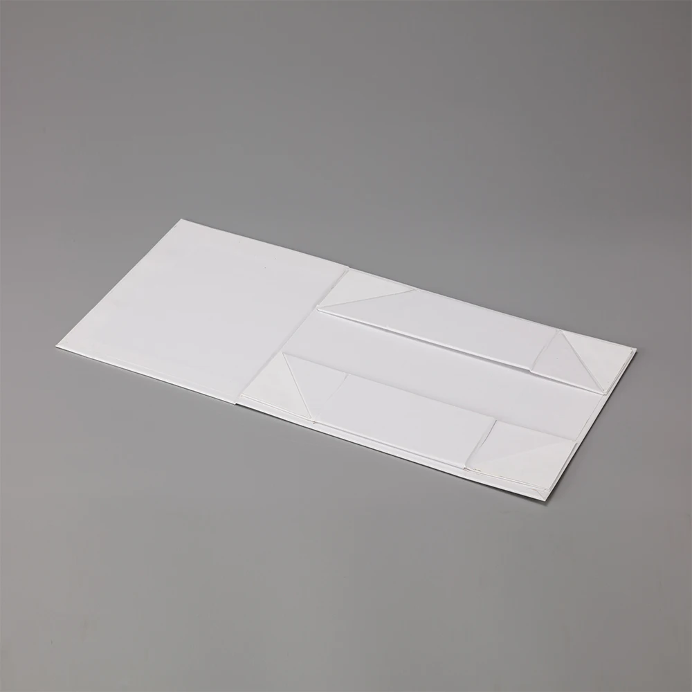 Small White Folding Carton Box Custom Dropper Folding Paper Jewelry Box Butterfly Gift Packaging Folding Box