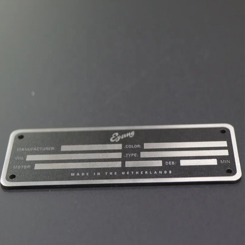 China metal nameplate supplier wholesale custom printing or ectching high quality  stainless steel industry  nameplate