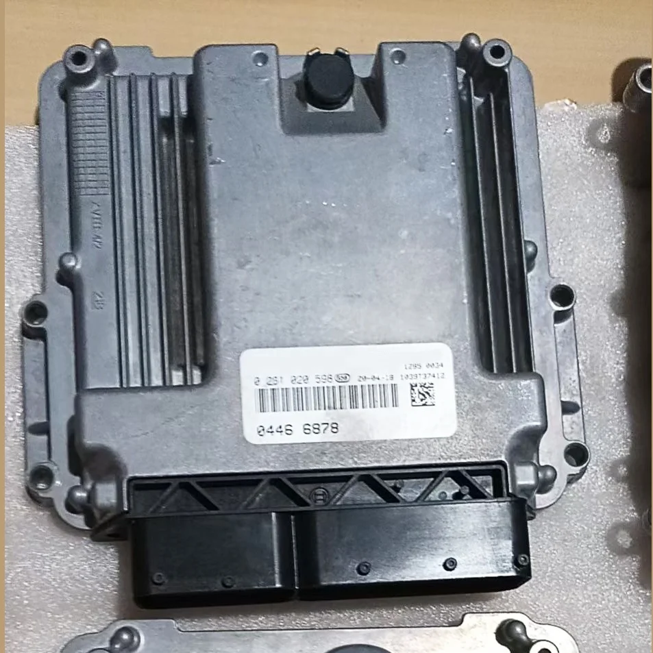 High Quality  ECU Engine Control Unit MD1CC878 0281020598 04466878