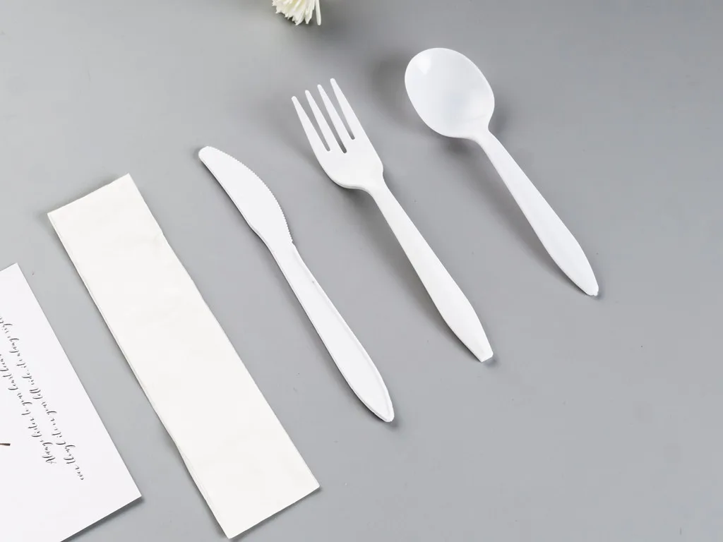 China Factory Custom Restaurant Silverware 2.5g Wrapped Disposable Pp Salad Black Plastik Plastic Forks Pack