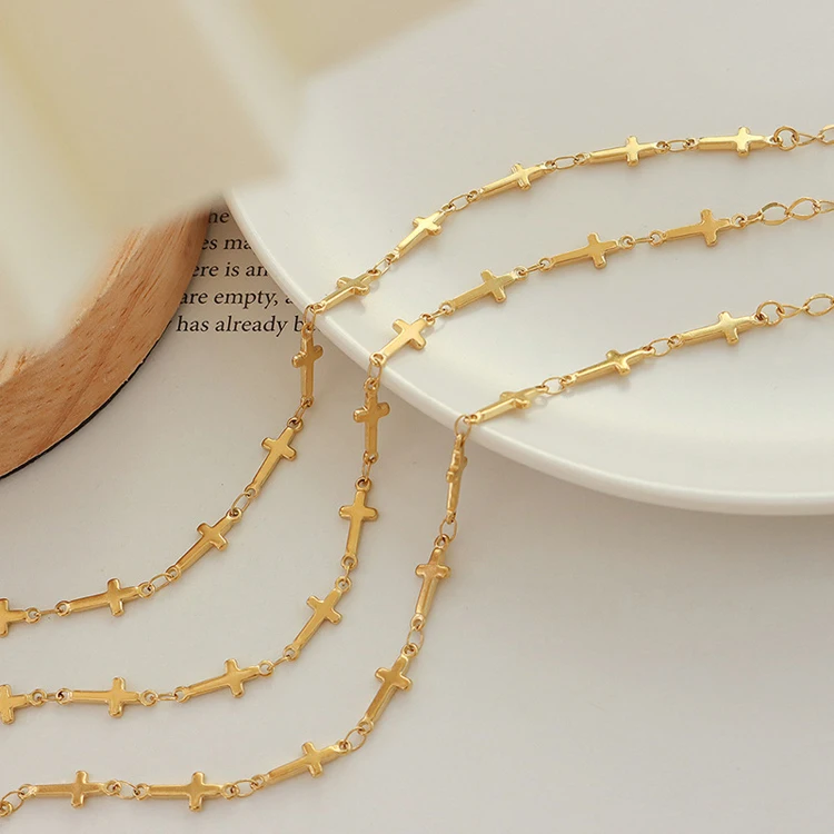 Wholesale Simple Religious Design Stainless Steel  18K gold plated colourfast cross bracelet Bracelet size adjustable Cheap Hot