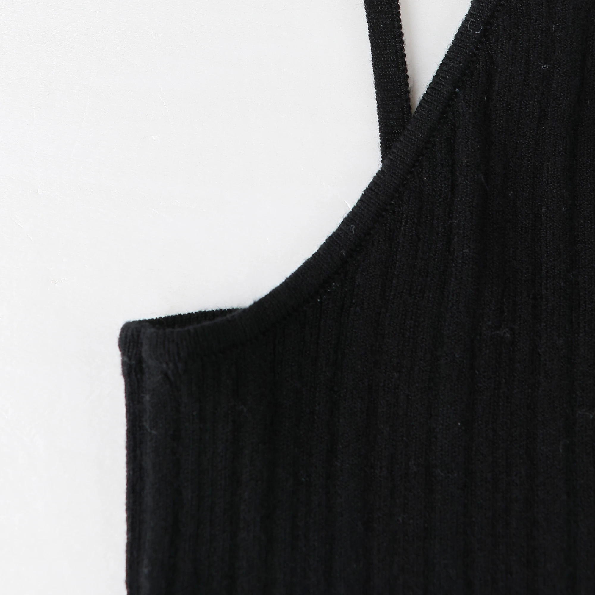 High End Trendy Style Round Neck Sleeveless Thread Knit Pullover Sweater For Women