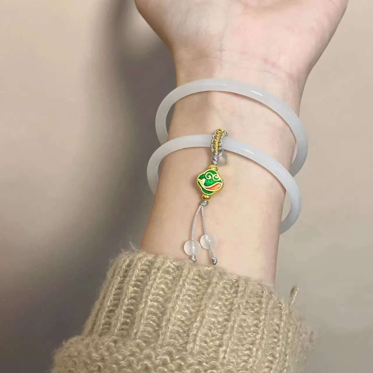 2pcs/set Chinese Style Gradient Color Imitation jade Bangle Simple Design Knot Cuff Bracelet chalcedony Glaze bracelet for Women